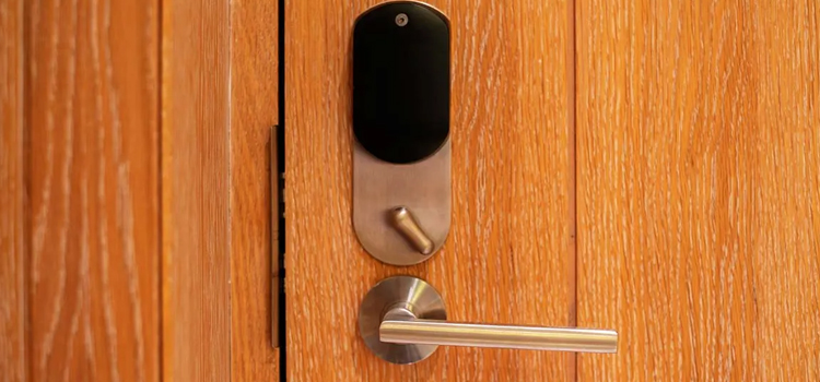 Automatic Locking Door Knob Firebaugh